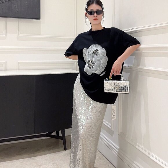 Oversized Floral T-Shirt w/ Lace & Gemstone Detail – Free Size - Picture 3 of 5